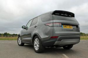 Land Rover Discovery Commercial 2017 года  (UK)